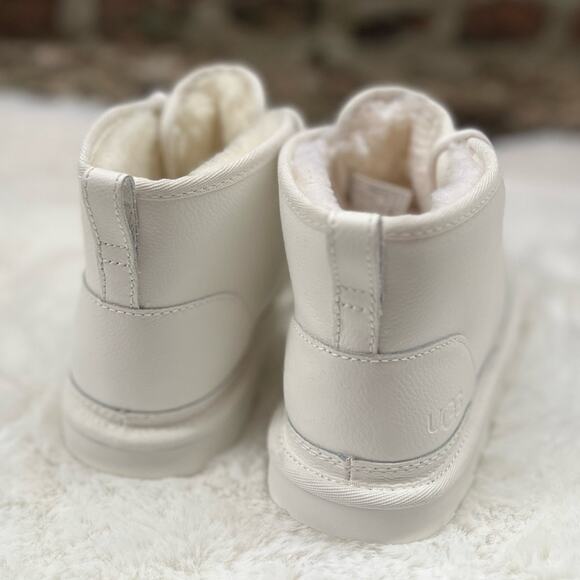 NEW Womens Size 5 UGG Neumel White Leather Lace Up Wool Boot Heritage Chukka - Picture 6 of 9